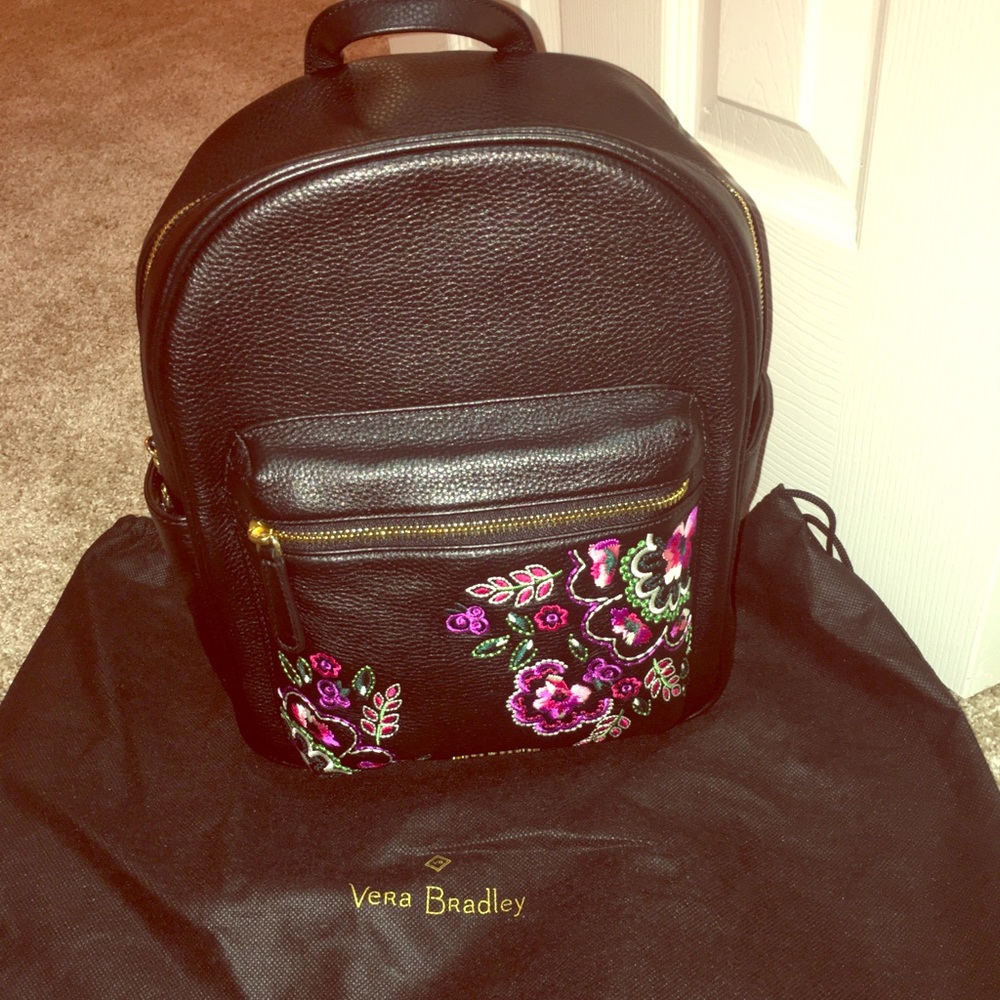 ✅SOLD✅ Vera Bradley Leighton leather backpack